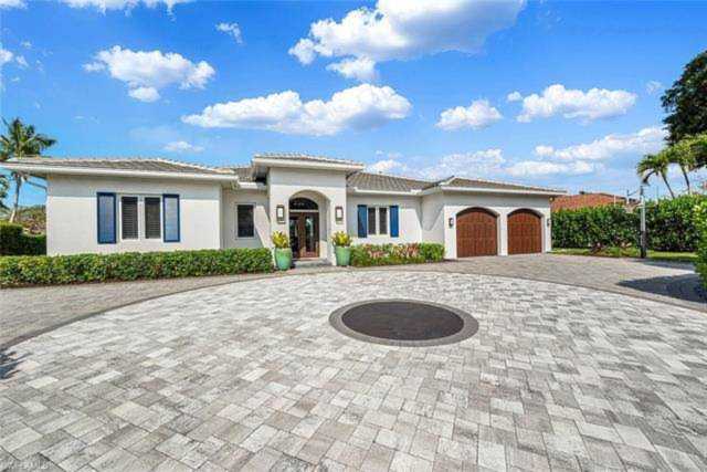 1515 Mandarin Rd Naples, FL 34102 | MLS 222019941 Photo 1