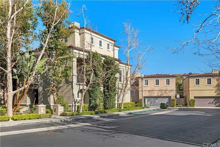 48 Via Amanti Newport Coast, CA 92657 | MLS OC22032699 Photo 1