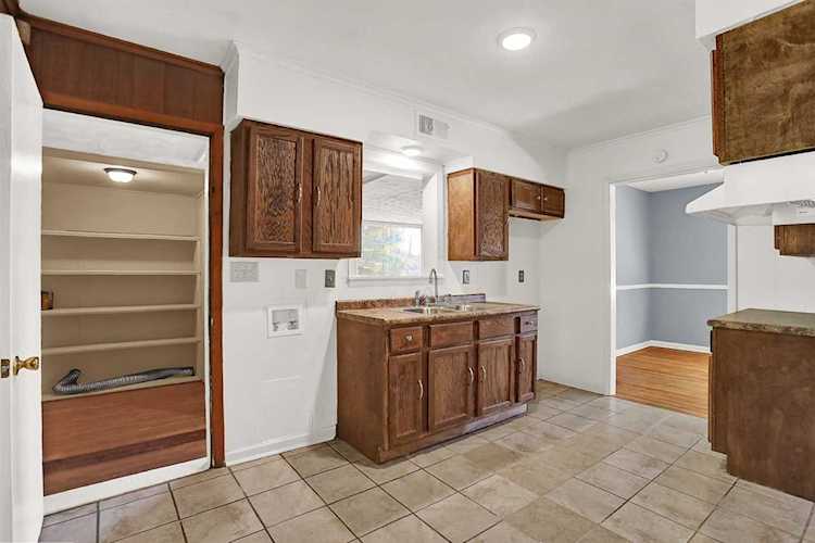 824 Shelby Dr Memphis TN 38109 | Westwood Downs subdivision Photo 1