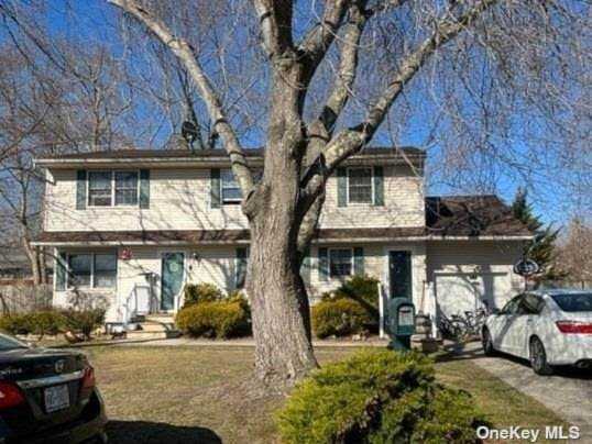 home for sale, 5 Lehigh Avenue, Centereach, MLS #3364433 Photo 1