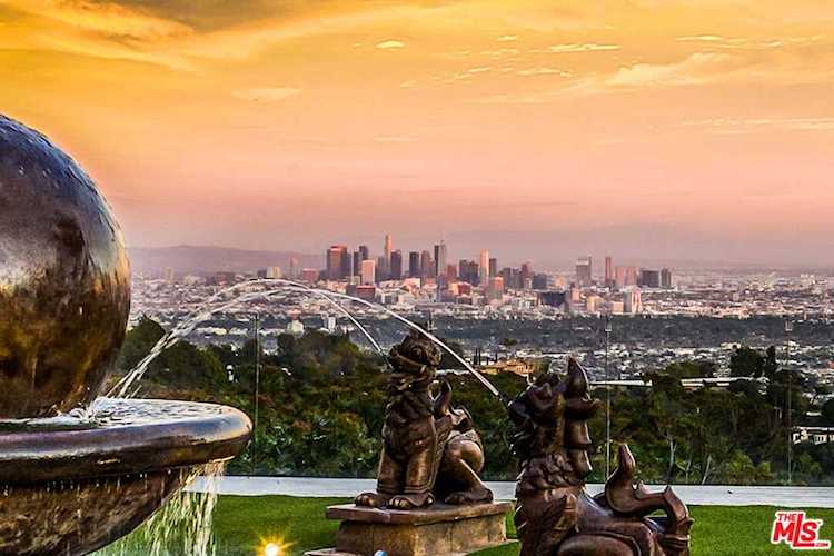 1670 Gilcrest Dr Beverly Hills, CA 90210