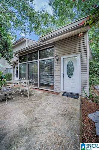 1931 Chandalar Court Pelham, AL 35124