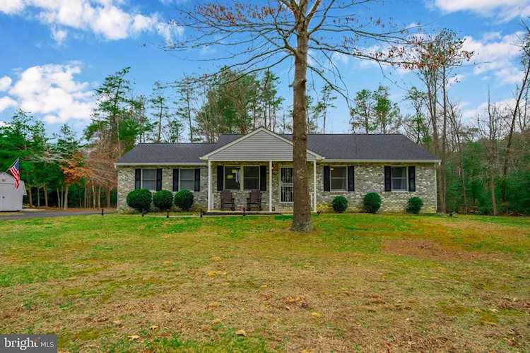 15030 Hunters Harbor Ln Waldorf, MD 20601 | Explore MD Homes Photo 1