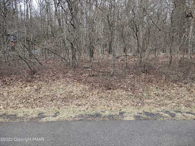 62 Crestview/Birch Dr Blakeslee, PA 18610