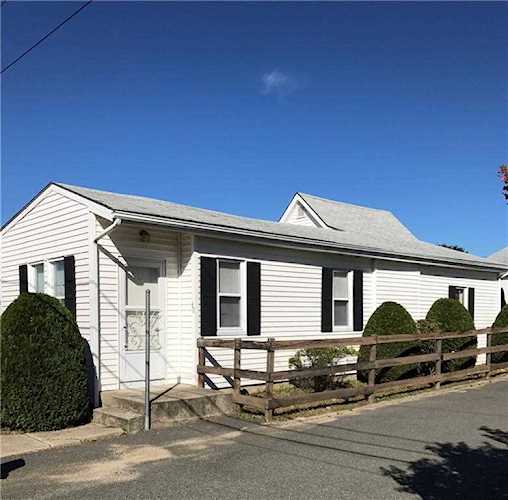 38 Woodland Ave Cranston, RI 02920 | MLS 1305908 Photo 1