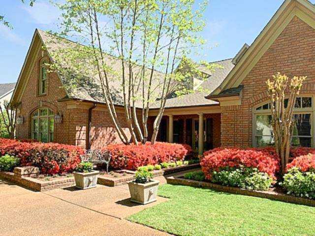 2248 Lake Page Dr Collierville, TN 38017 | MLS 10120240 Photo 1