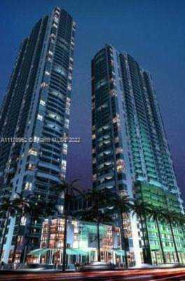 950 Brickell Bay Dr #1904 Miami, FL 33131