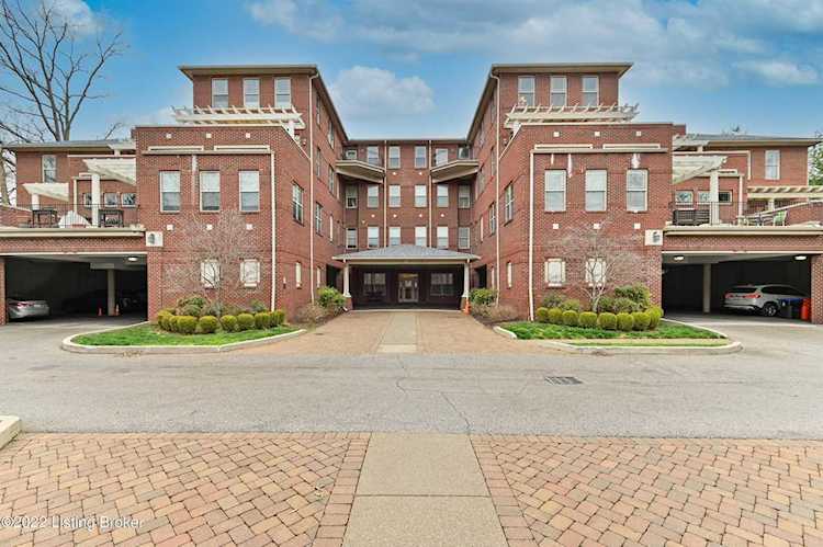 2001 Lancashire Ave #109 Louisville, KY 40205
