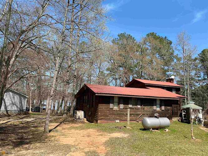 1098 Broad River Scenic Dr Tignall, GA 30668