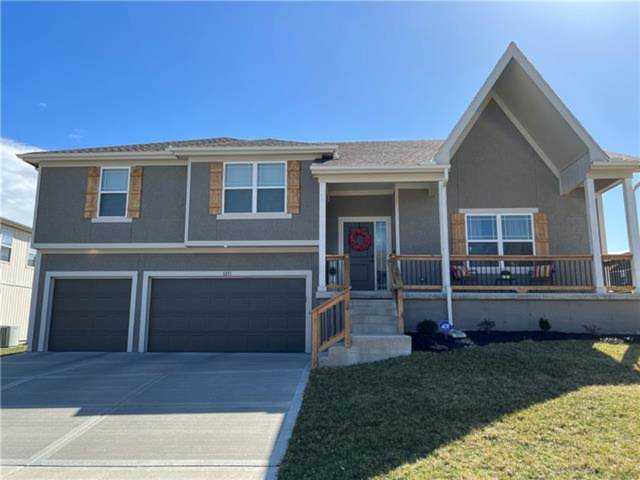 1213 SW Arborway Dr, Lee's Summit, MO 64082 | Ask Cathy Photo 1