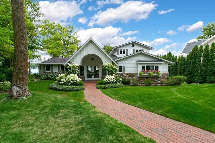 5962 Hardscrabble Circle Minnetrista, MN 55364