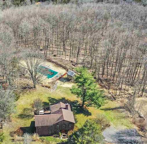 38 Canaan Rd New Paltz, NY 12561