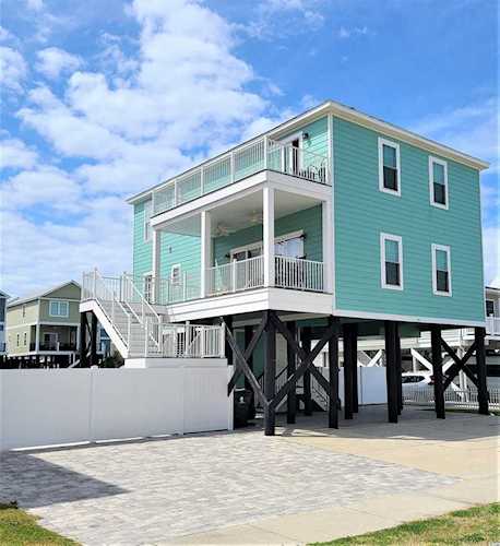 105 Yaupon Ave. Murrells Inlet, SC 29576