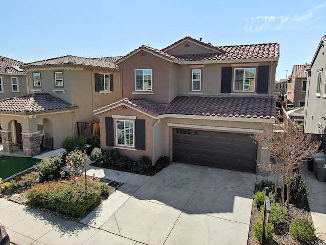 173 Kodiak Drive Vacaville, CA 95687 | MLS 322026989 Photo 1