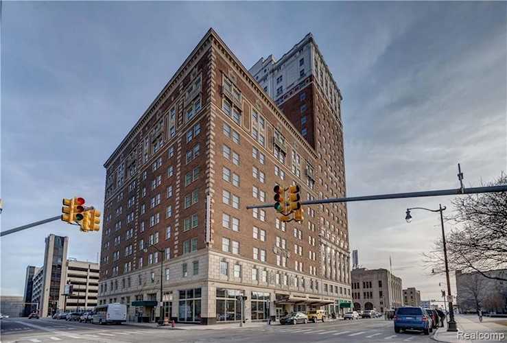 525 W Lafayette Blvd #13B Detroit, MI 48226 | MLS 2220021709 Photo 1