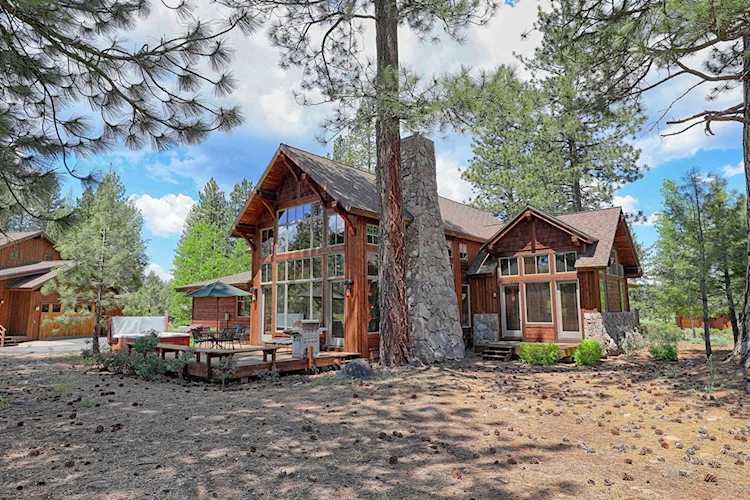 12323 Lookout Loop Truckee, CA 96161 | MLS 20220027 Photo 1