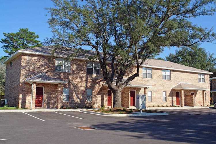 708-736 N PALM BLVD N Boulevard Niceville, FL 32578 | MLS 894658 Photo 1