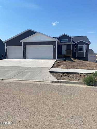 2882 Armstrong St Lincoln, ND 58504 | MLS 4000679 Photo 1