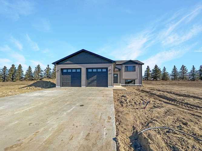 303 SW 7th Ave. Surrey, ND 58785 | MLS 220061 Photo 1