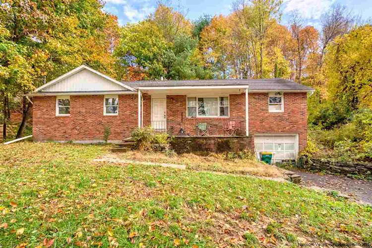 403 Joys Ln Hurley, NY 12443