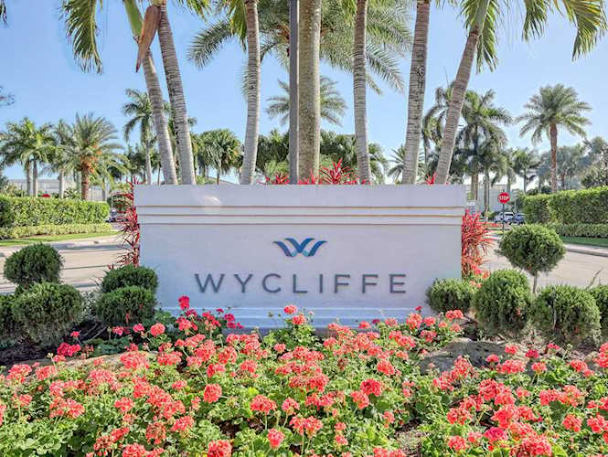 4709 Carlton Golf Drive Wellington, FL 33449