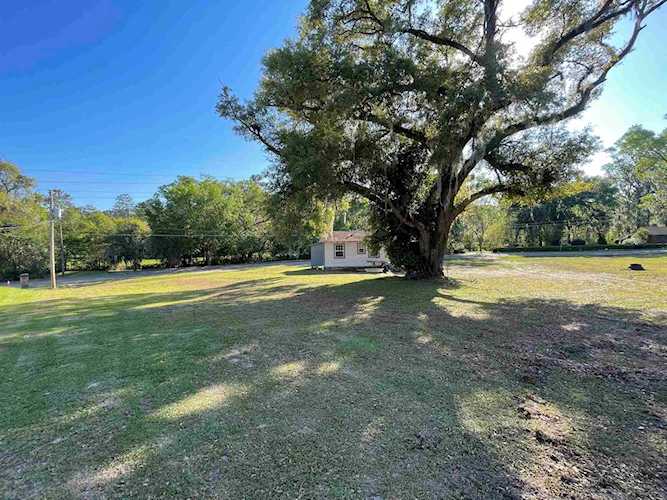1643 Jaydell Circle Tallahassee, FL 32308