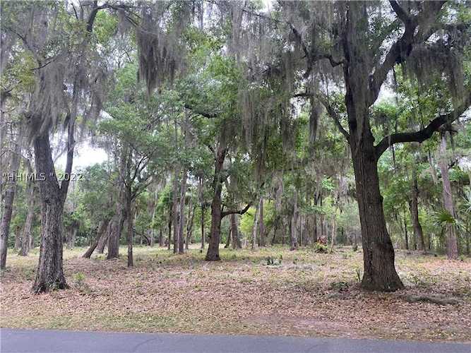 10 High Ponds Ln Bluffton, SC 29910