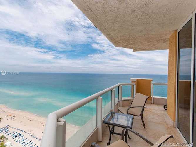 17875 Collins Ave #2701 Sunny Isles Beach, FL 33160