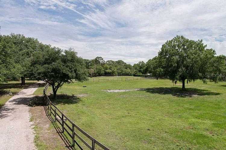 18002 Mckinnon Rd - Odessa, FL 33556 - Keystone Park Colony Sub - Photo 1