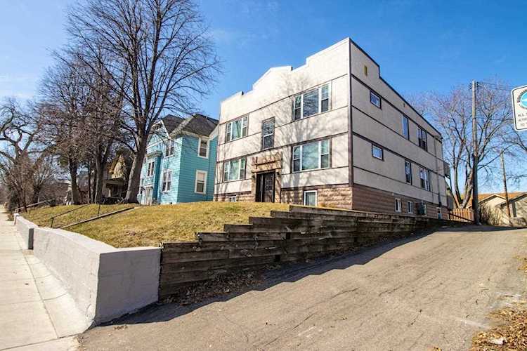 439 Fairview Avenue N Saint Paul, MN 55104