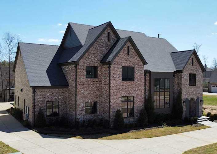 3036 Chapel Woods Cv Germantown, TN 38139