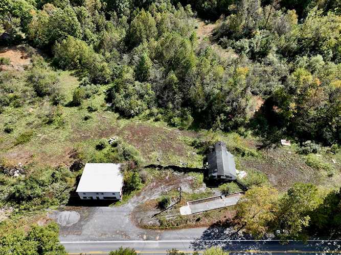 4242 Alta Dr Alderson, WV 24910