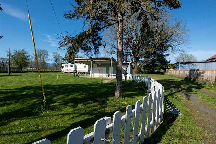 394 Boistfort Rd Curtis, WA 98538