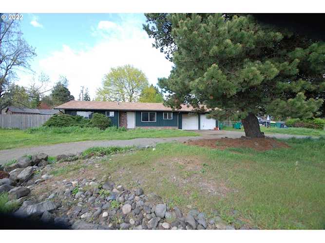 425 SW Devonwood Beaverton, OR 97006 | MLS 22221925 Photo 1