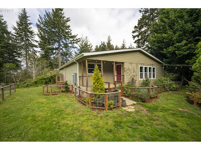 89825 Medohill Ln Bandon, OR 97411 | MLS 22615623 Photo 1