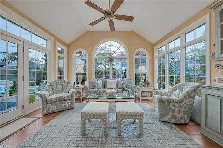 317 48th St Virginia Beach, VA 23451
