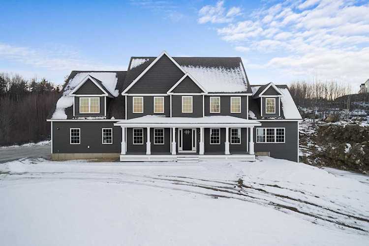 Foxberry Dr #28 New Boston, NH 03070