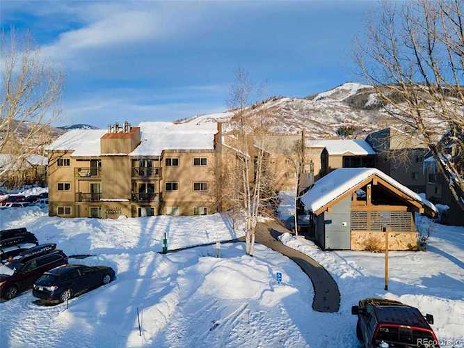 1525 Shadow Run Frontage #205 Steamboat Springs, CO 80487 | MLS 9439533 Photo 1