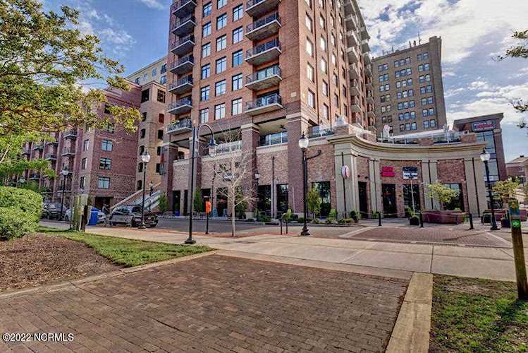 240 N Water Street Wilmington, NC 28401