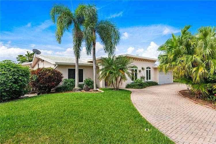 2756 NE 35th St Fort Lauderdale, FL 33306