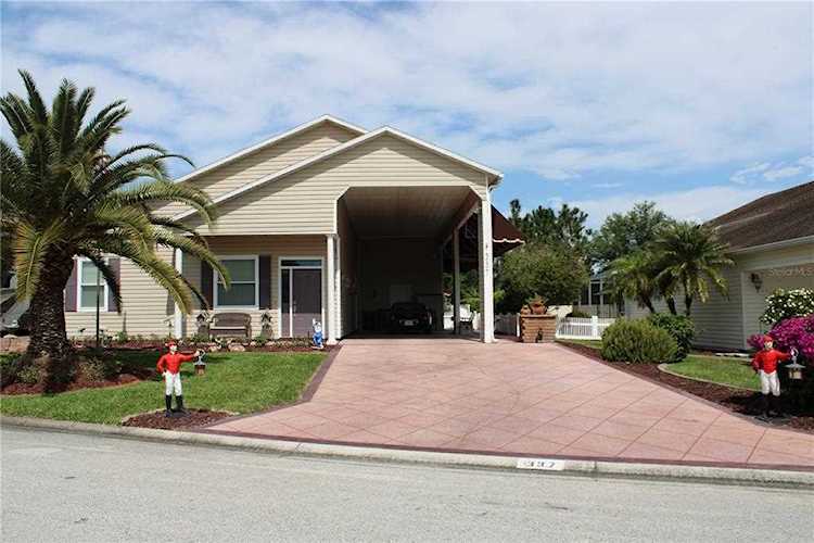 337 Motorcoach Dr S Polk City, FL 33868