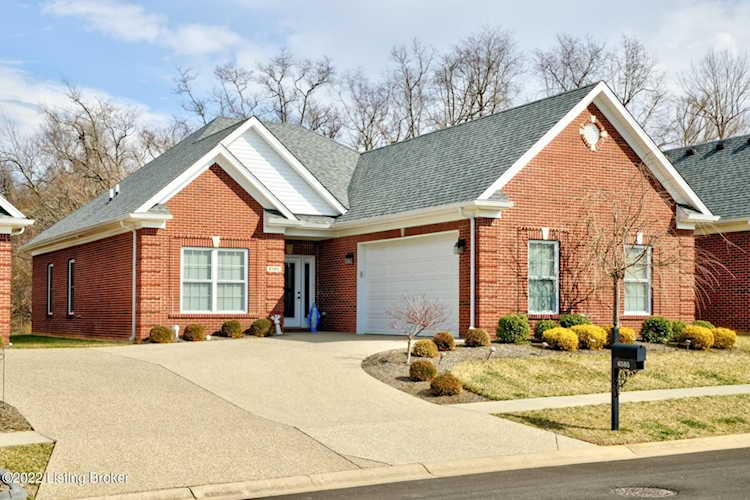 6505 Villa Spring Dr Louisville, KY 40291 MLS 1606742