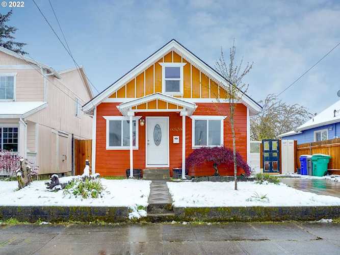 6806 SE 83rd Ave Portland, OR 97266 | MLS 22055709 Photo 1