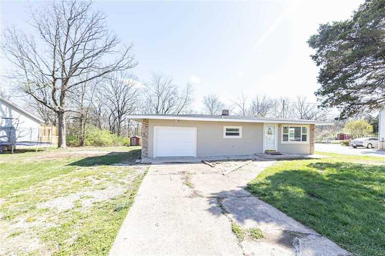 310 State Route Dd St James, MO 65559