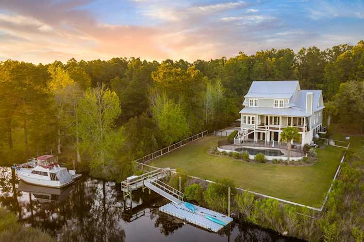 7539 Ladys Secret Ln Awendaw, SC 29429