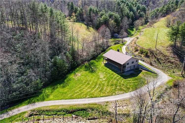 875 and 538 Lee Ramsey Rd Marshall, NC 28753 | MLS 3849174 Photo 1