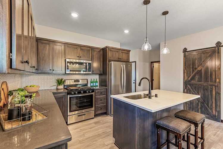 2830 Eastview Court Anoka, MN 55303