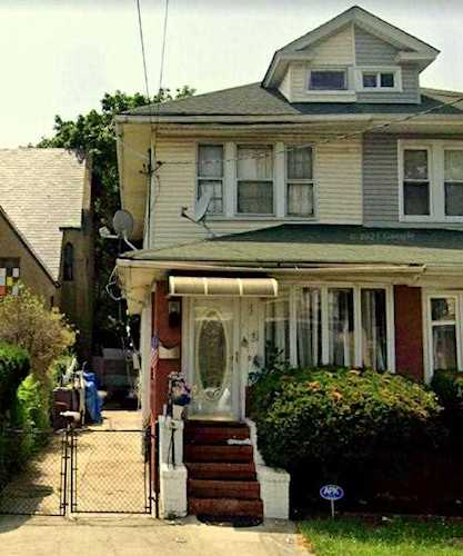 1122 E 40th St Brooklyn, NY 11210