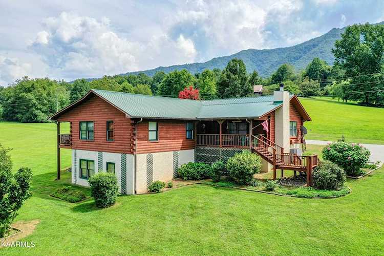 1029 Little Springs Tr Townsend, TN 37882