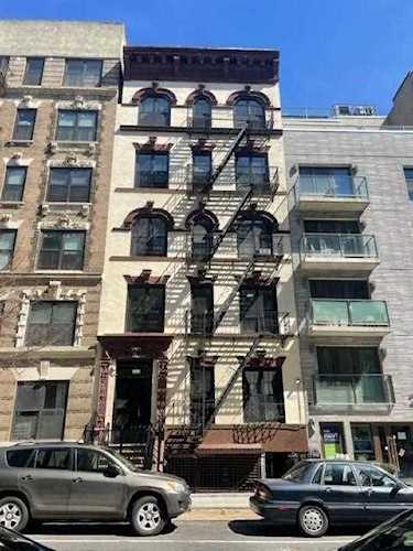 217 S 3rd St Brooklyn, NY 11211